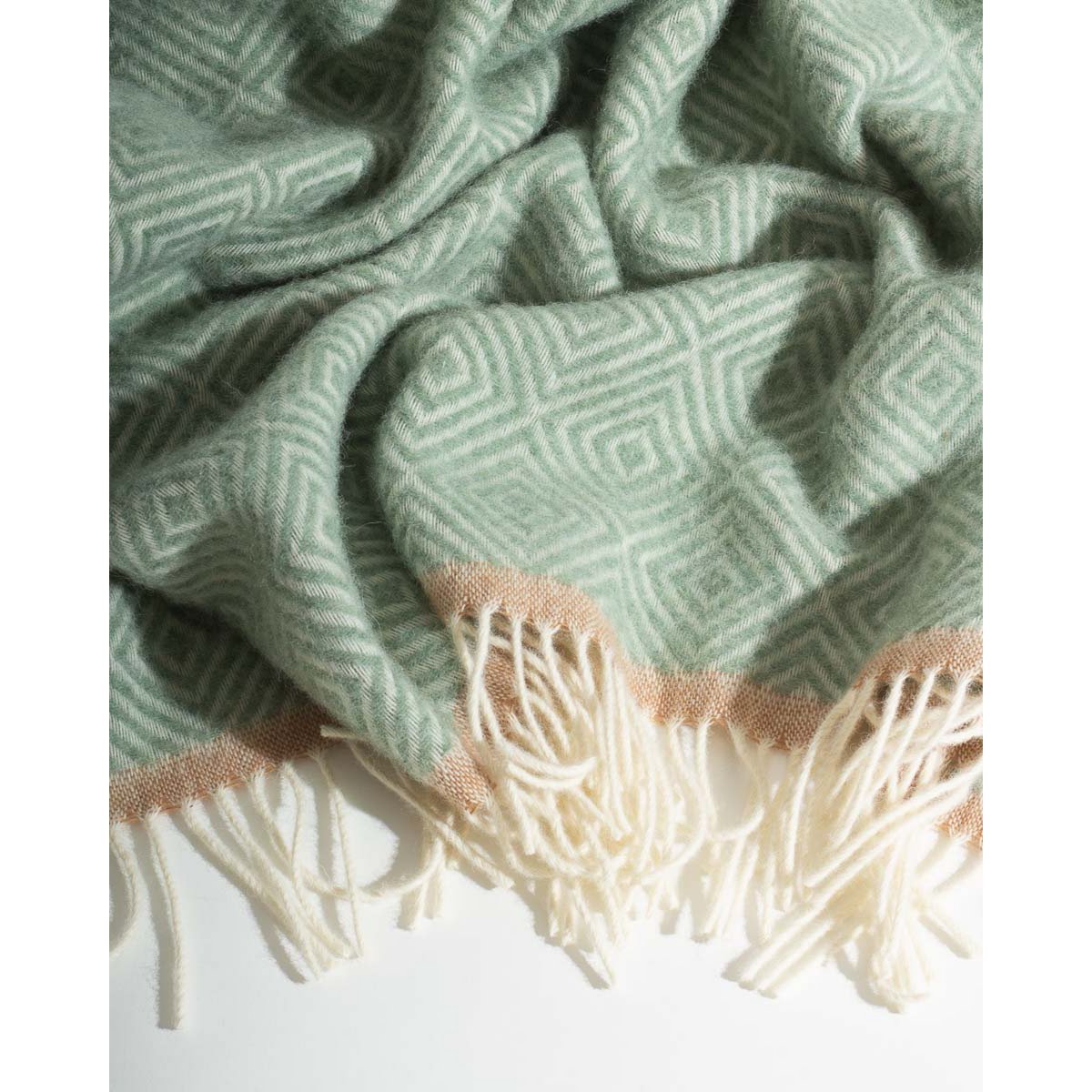 Wool Throw Blanket, Mint Green – Soft Comfort for Everyday Living