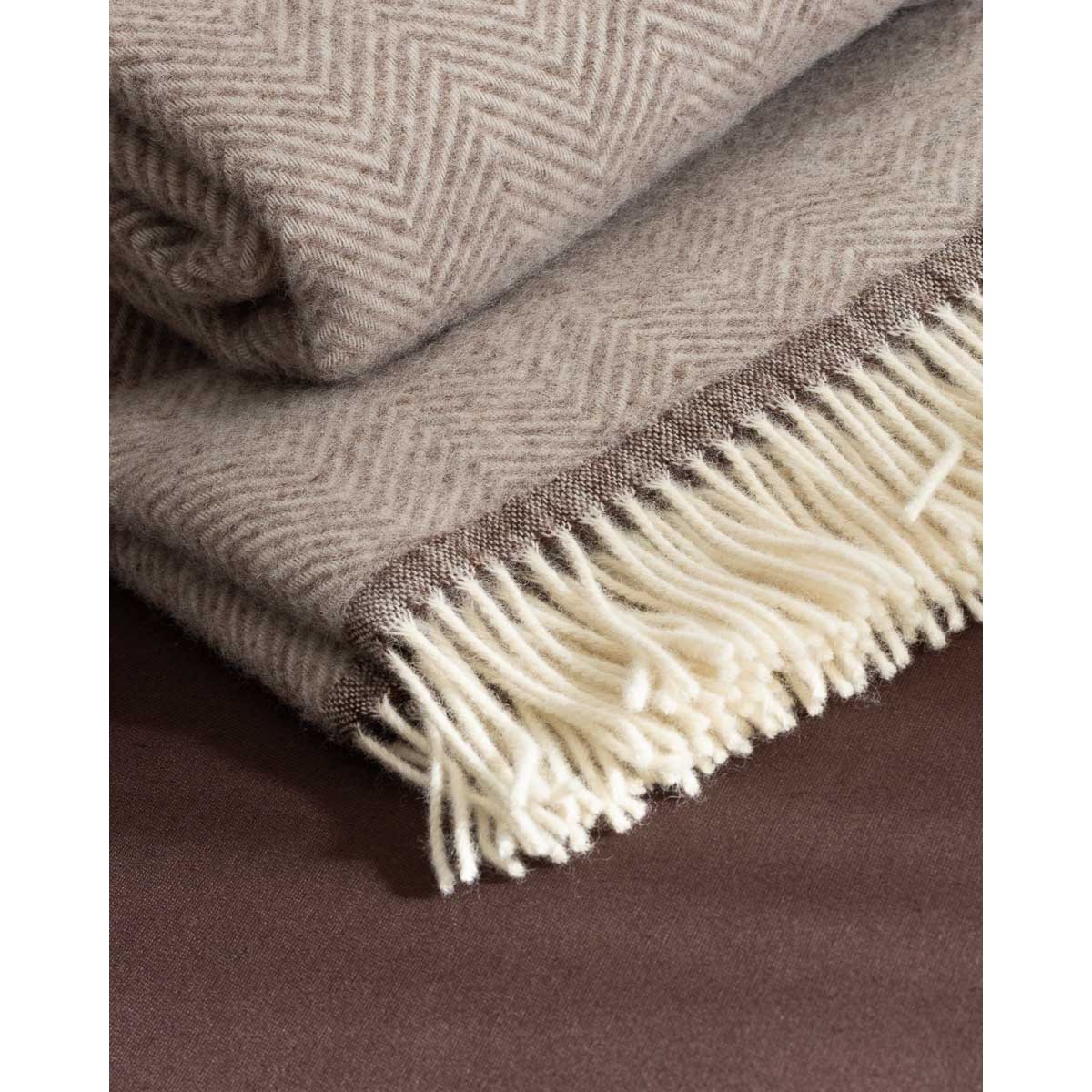 Wool Throw Blanket, Beige – Soft Comfort for Everyday Living