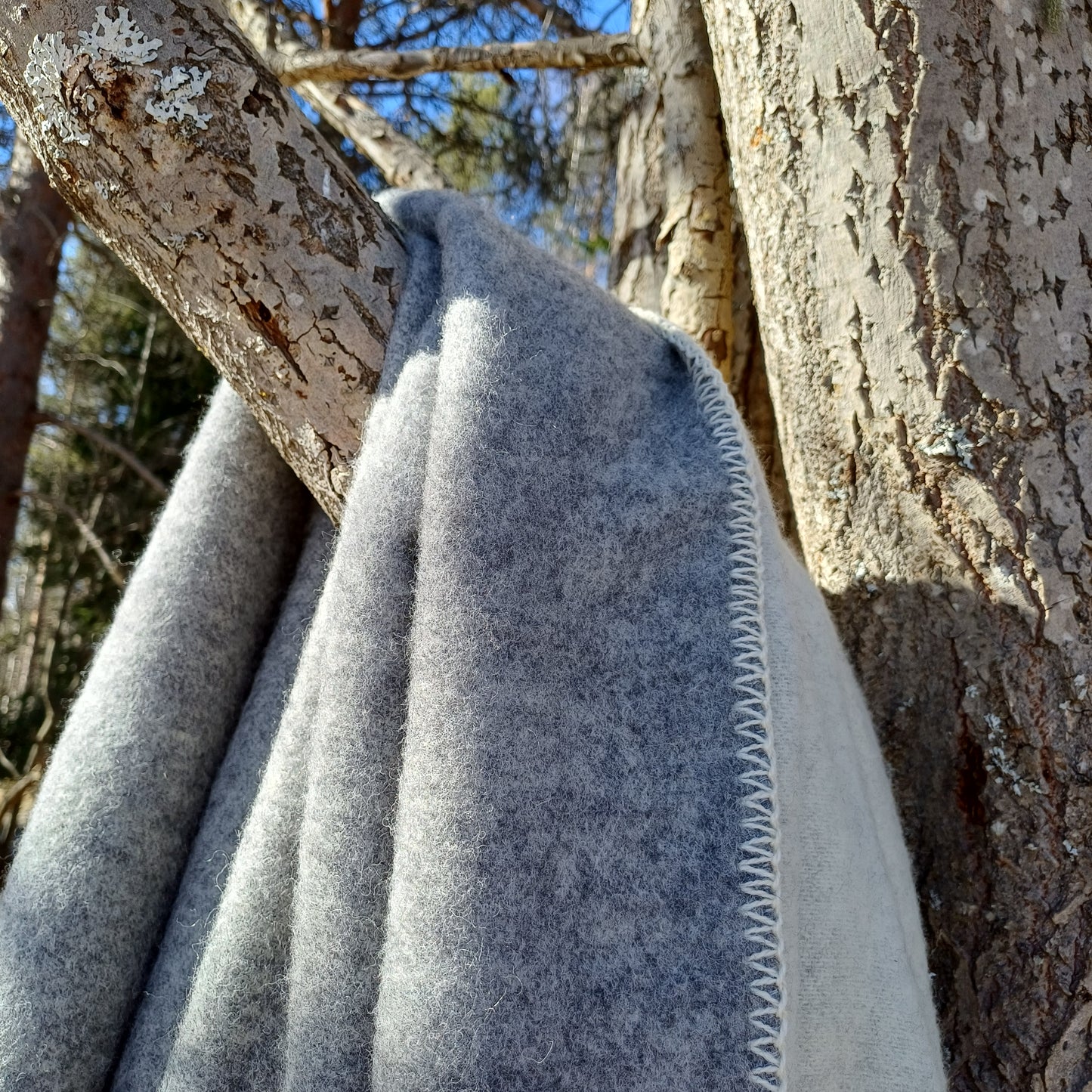 Wool Blanket, Grey (200x220 cm) – Natural Warmth for Slow Living